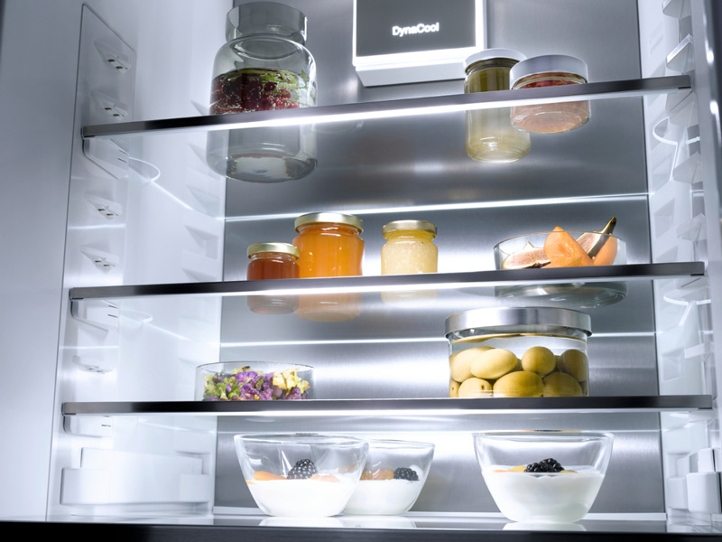 Встраиваемый холодильник Miele KFN 7764 D