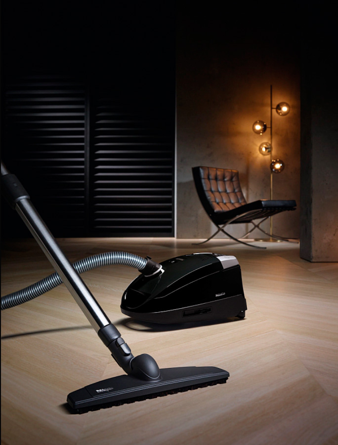 Пылесос Miele SDRF 5 Compact C 2 Parquet XL