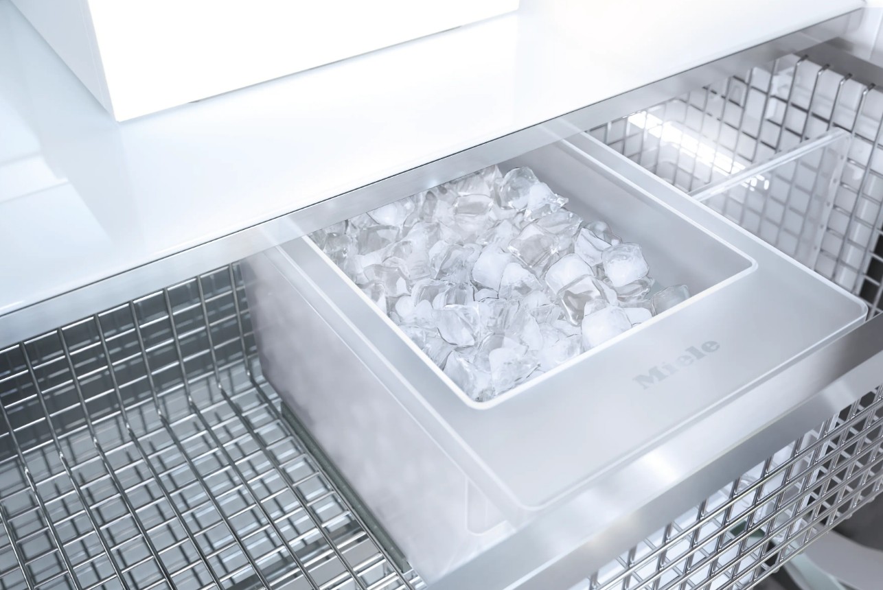 Встраиваемый морозильник Miele F 2812 Vi MasterCool