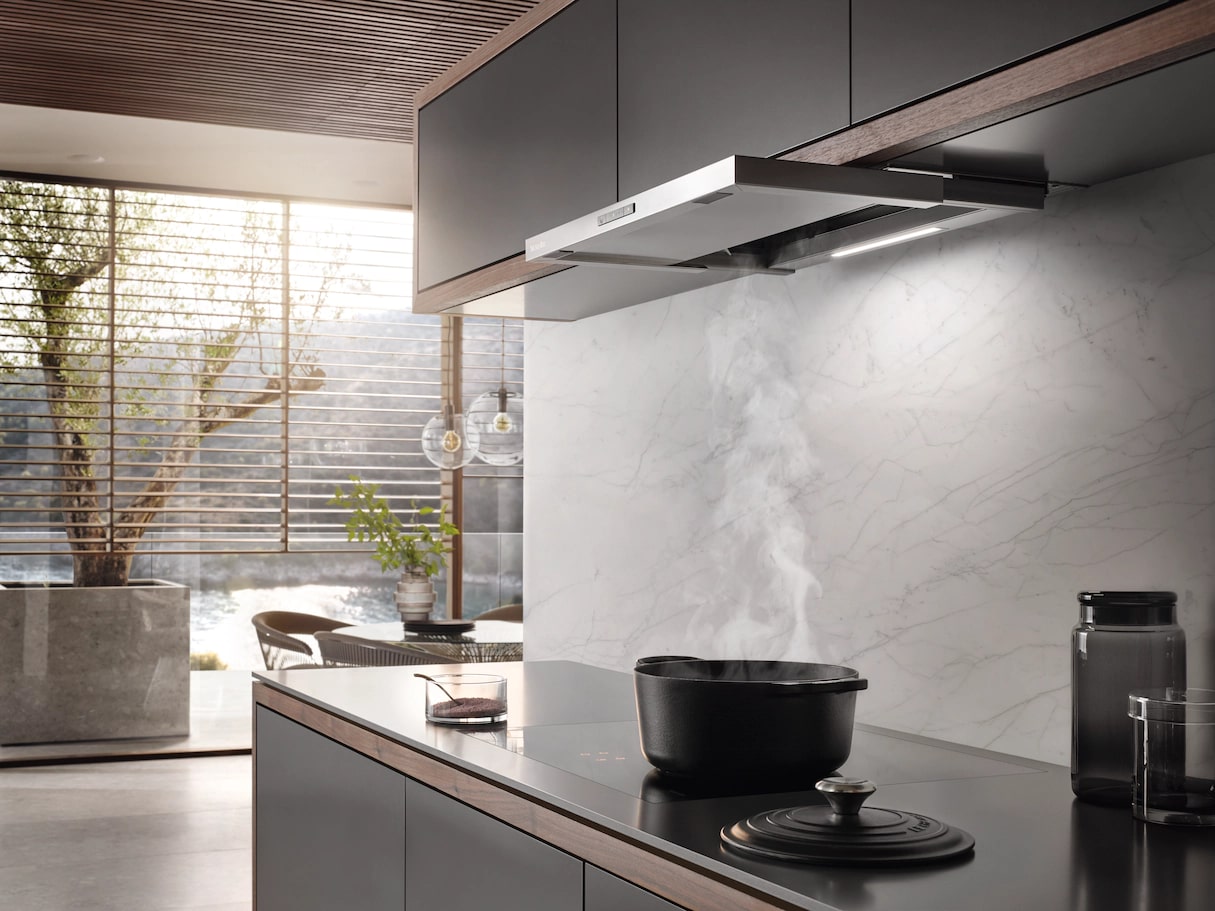 Встраиваемая вытяжка Miele DAS 2620
