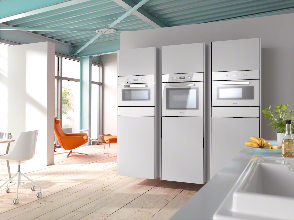 Комби-пароварка Miele DGC6400 BRWS