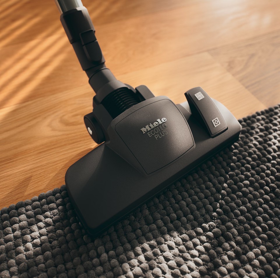 Пылесос Miele SGSK5 Complete C3 Silence Flex EcoLine белый