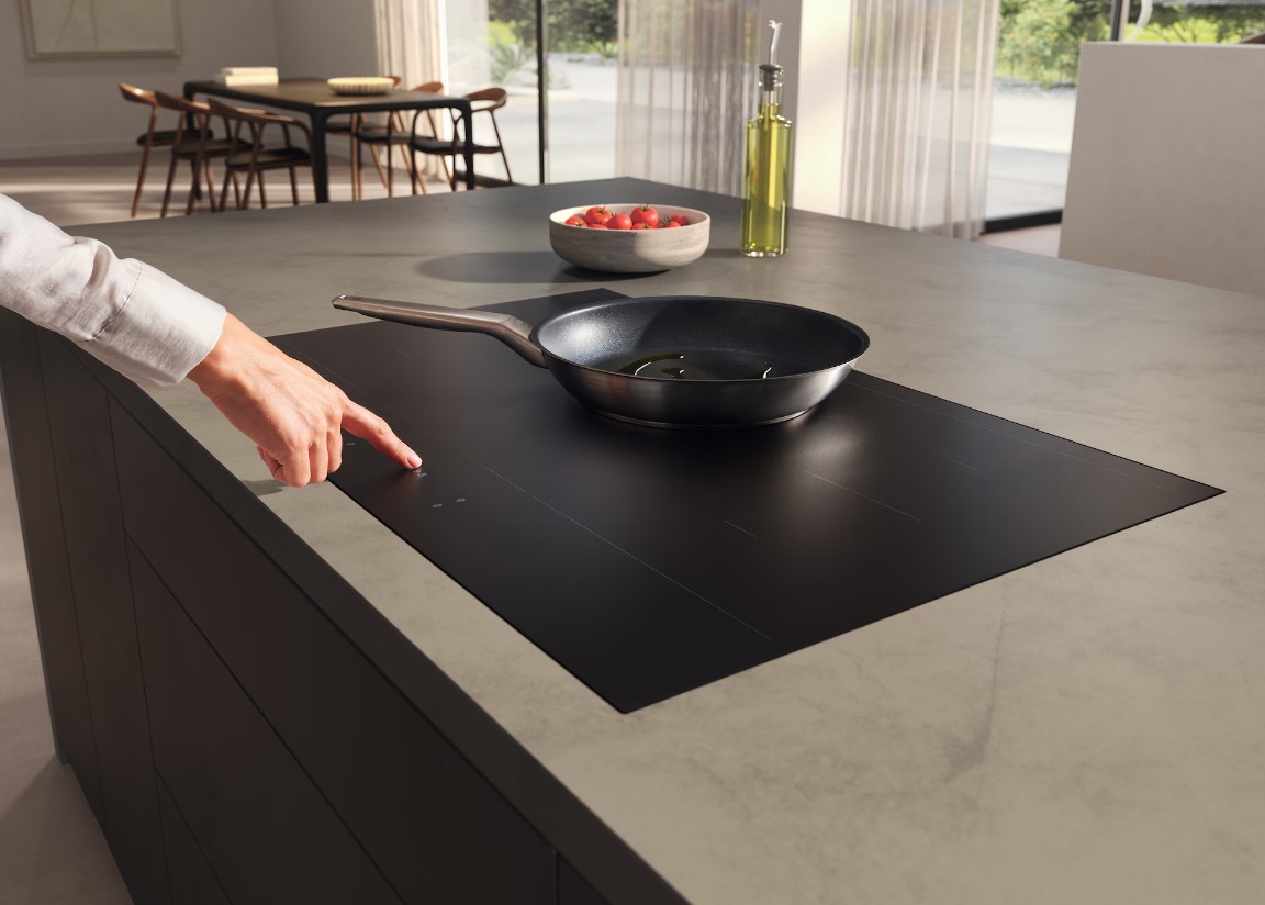 Индукционная варочная панель Miele KM 7576 FL 125 Gala Ed