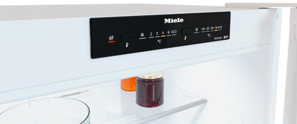 Холодильник Miele KFN 4394 ED сталь, новый с витрины