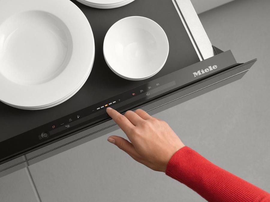 Подогреватель Miele ESW 7020 OBSW с витрины, новая