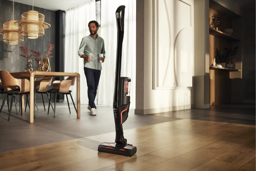 Пылесос Miele SMUL 1 Triflex HX 1 Obsidian black VC