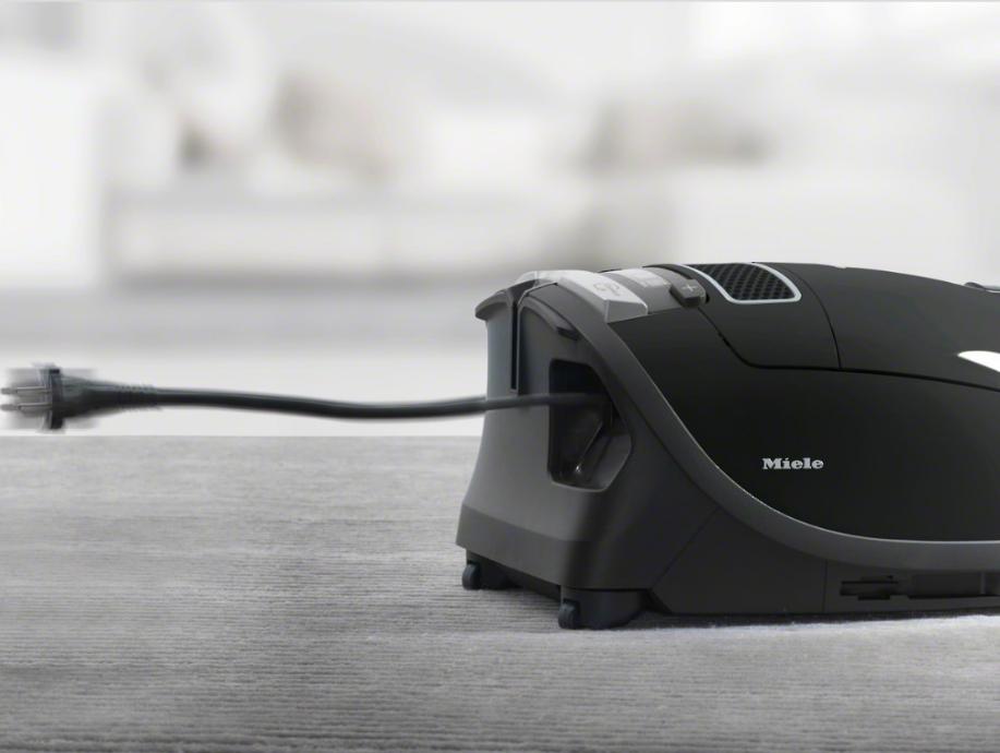 Пылесос Miele SGDA3 Complete C3 Parquet XL черный обсидиан