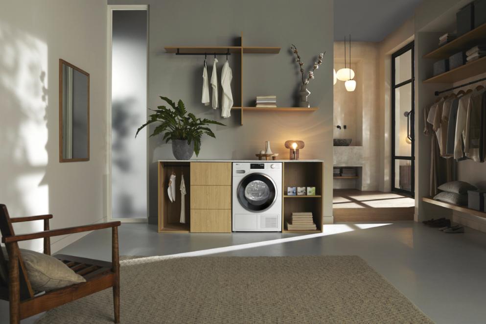 Сушильная машина Miele TWL 780 WP с наклейкой на русском языке
