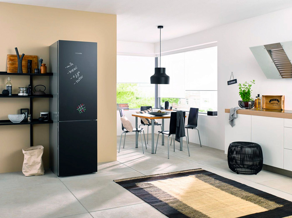 Холодильник Miele KFN 29283 D BB с витрины, новый