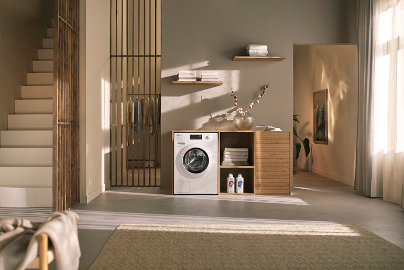 Стиральная машина Miele WCD 330 WCS