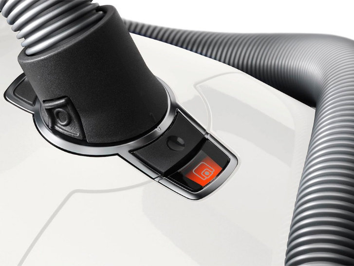 Пылесос Miele SGDF3 Complete C3 Active Parquet белый лотос