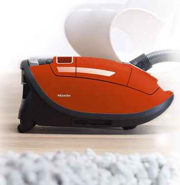 Пылесос Miele SGSC 1 Complete C3 Comfort оранжевый