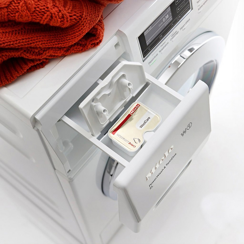 Стиральная машина Miele WKF 121 ChromeEdition