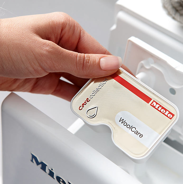 Стиральная машина Miele WMR 561 WPS WhiteEdition