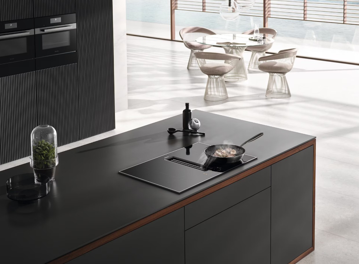 Индукционная варочная панель Miele KMDA 7473 FR A