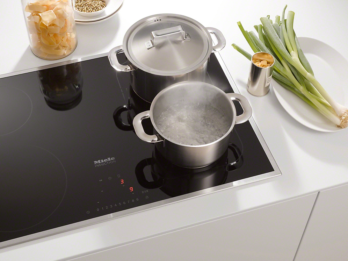 Индукционная варочная панель Miele KM6347