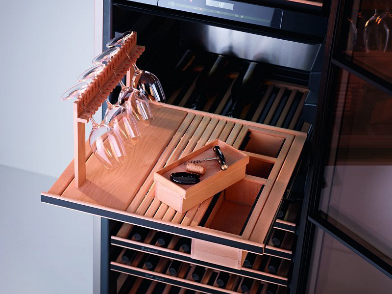 Винный холодильник Miele KWT 6832 SGS