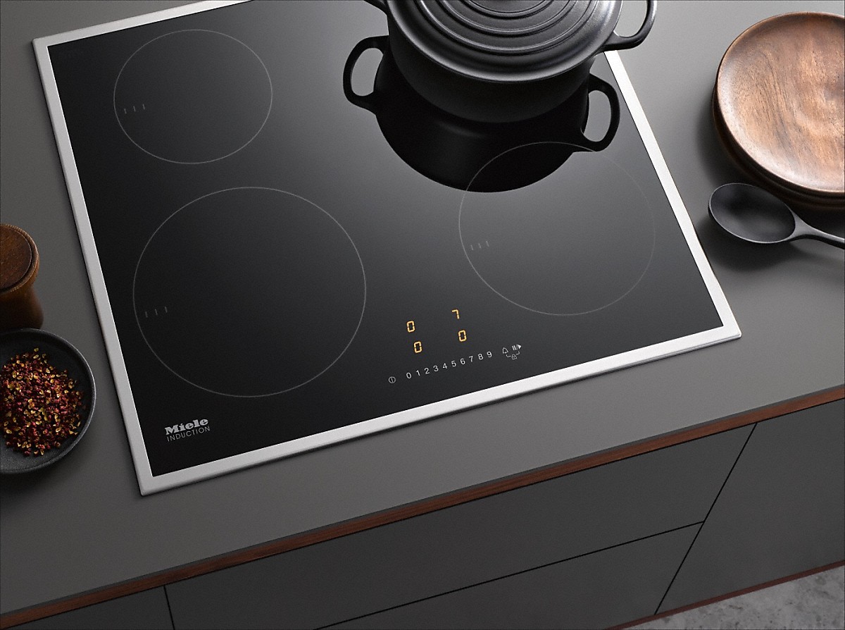 Индукционная варочная панель Miele KM 7201 FR