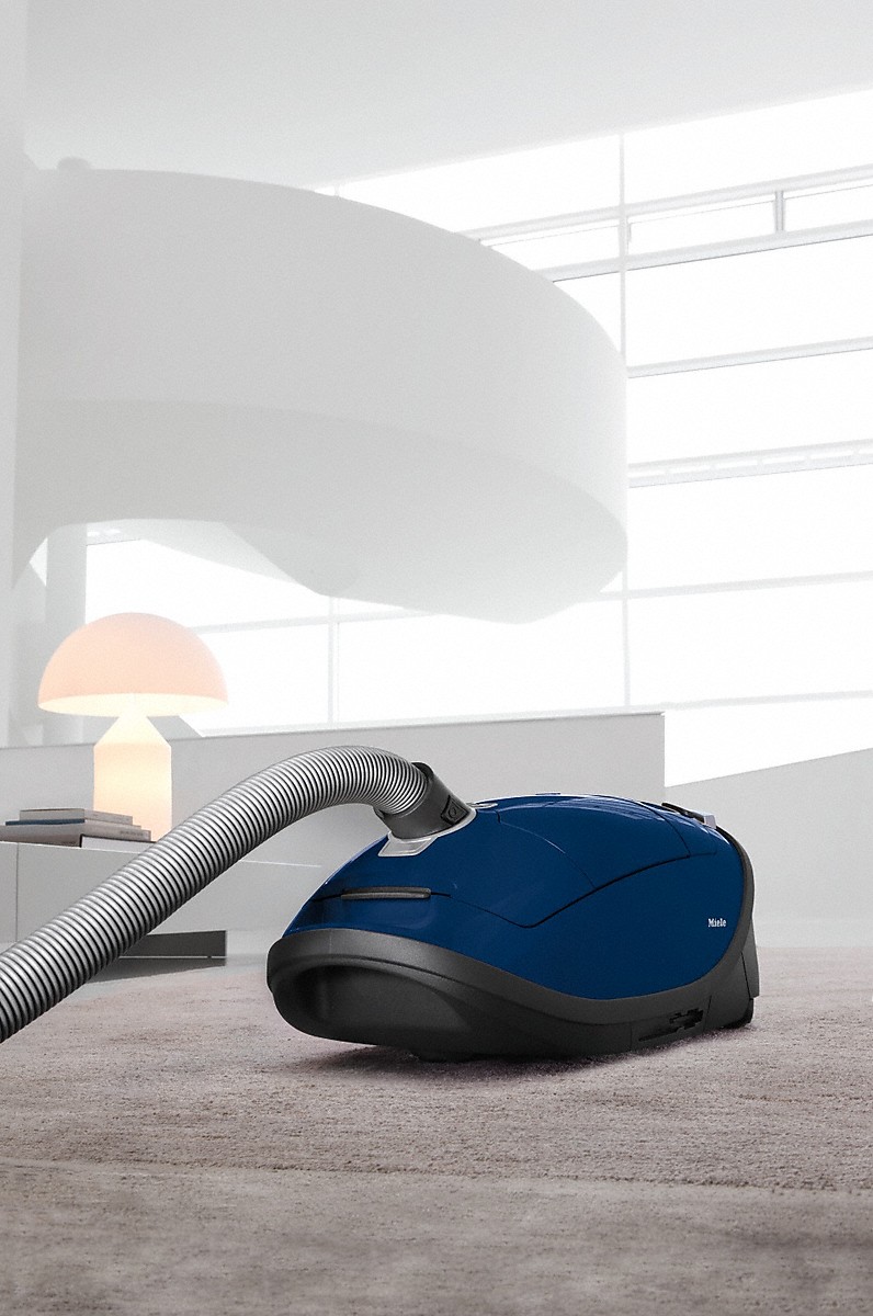 Пылесос Miele SGMA0 Complete C3 Comfort морской синий