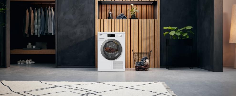 Сушильная машина Miele TWL 780 WP с наклейкой на русском языке