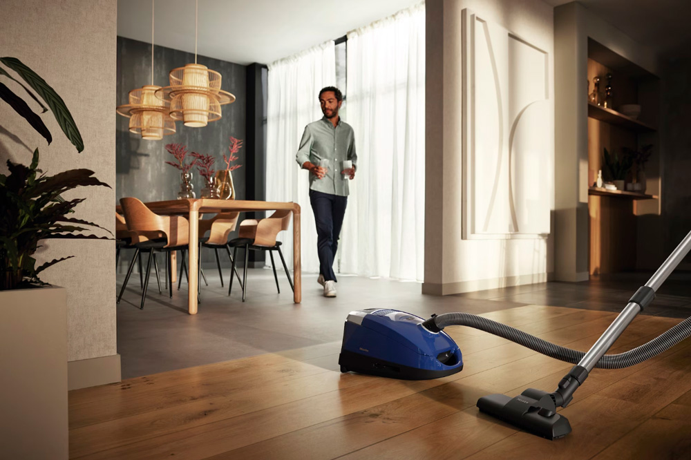 Пылесос Miele Compact C 2 PowerLine SDRF 5 Marine Blue