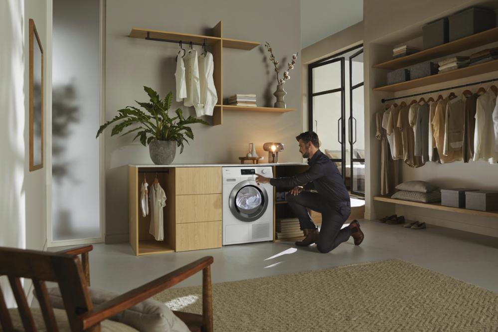 Сушильная машина Miele TEF 765 WP