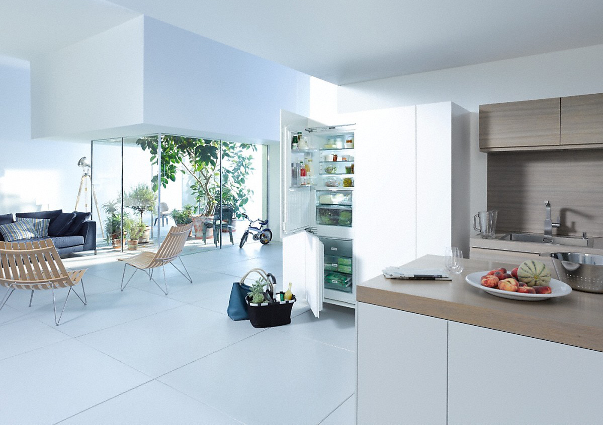 Встраиваемый холодильник Miele KFN 37682 iD