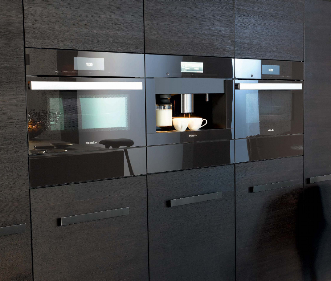 Комби-пароварка Miele DGC6805 HVBR
