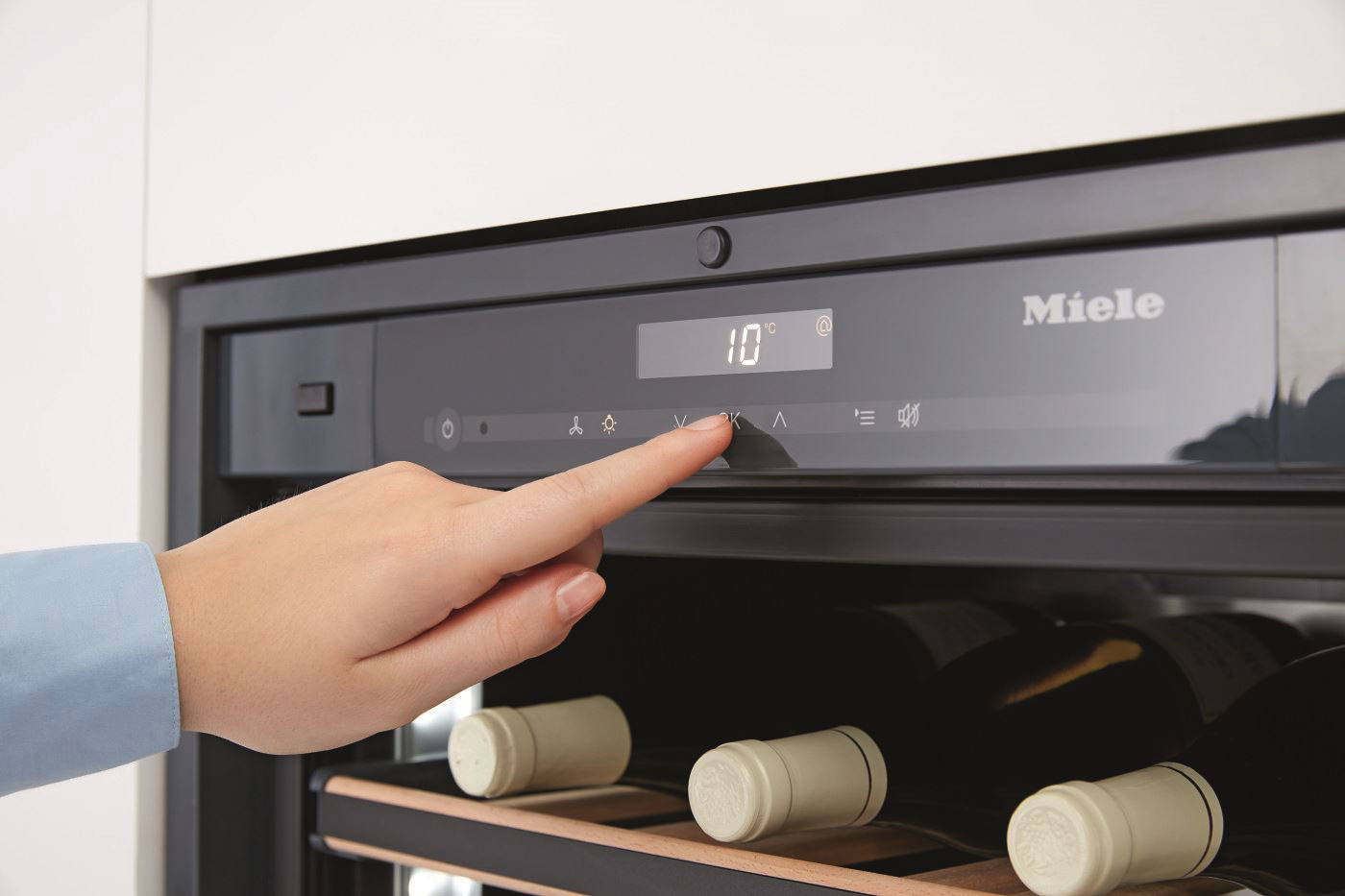 Встраиваемый винный холодильник Miele KWT 6112 iG ED/CS