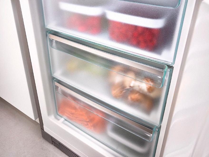 Холодильник Miele KFN 29162 D WS