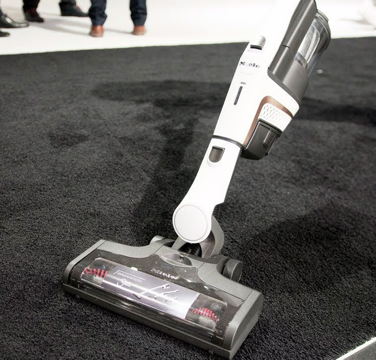 Пылесос Miele SMUL0 Triflex HX1 белый лотос