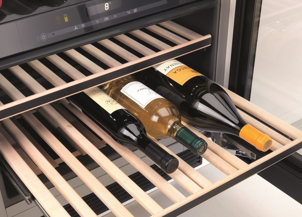 Встраиваемый винный холодильник Miele KWT 6322 UG OBSW с витрины, новый