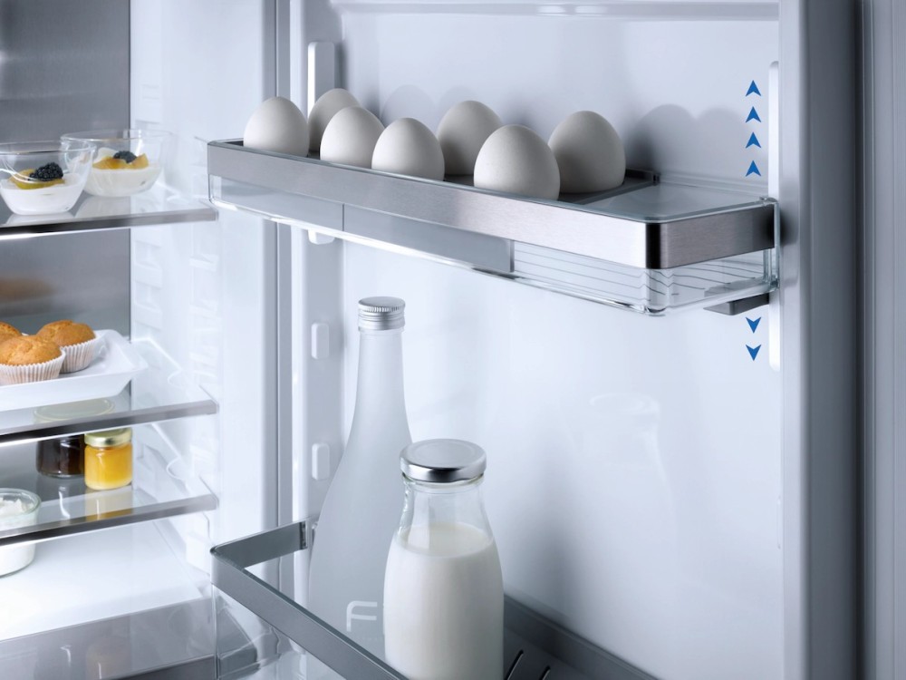 Встраиваемый холодильник Miele K 7773 D