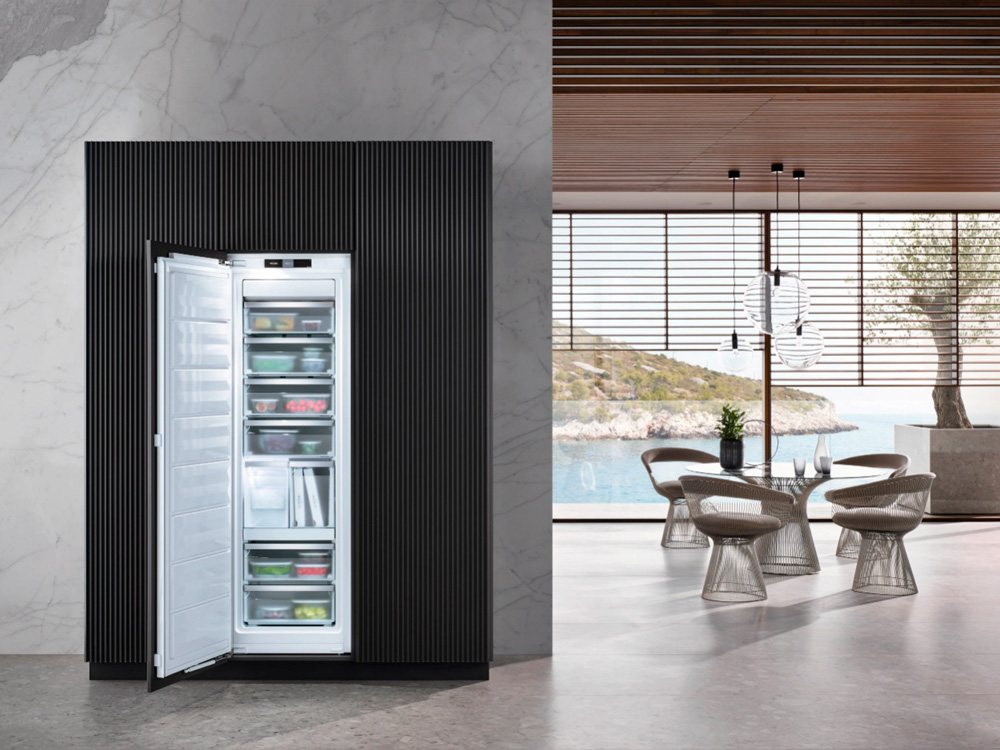 Встраиваемый морозильник Miele FNS 7774 D