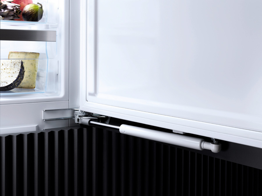 Встраиваемый холодильник Miele KFN 7764 D