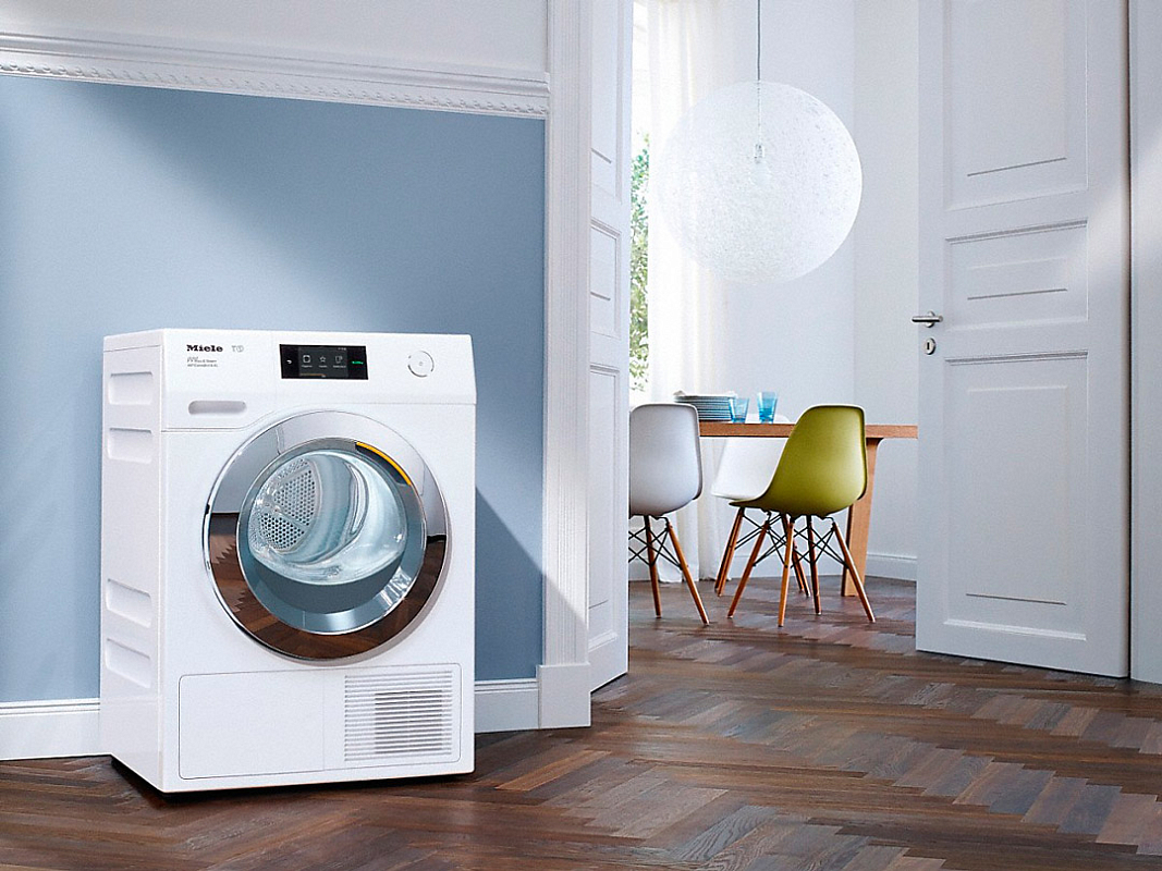 Сушильная машина Miele TCR 870 WP Chrome Edition с витрины, новая