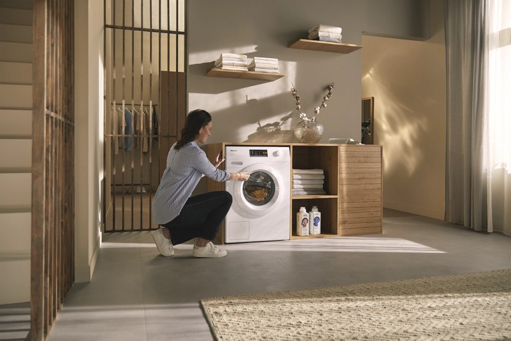 Стиральная машина Miele WSA 033 WCS