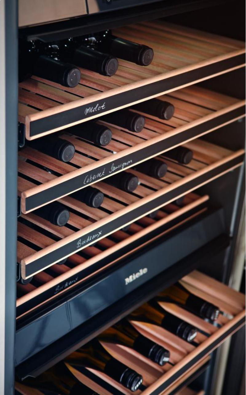 Винный холодильник Miele KWT 6832 SGS