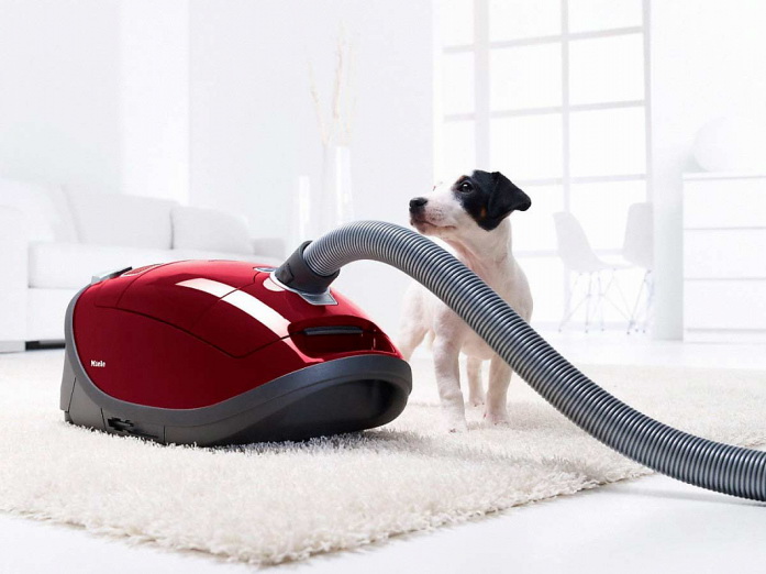 Пылесос Miele SGEF 5 Complete C 3 PowerLine Cat Dog tayperry red