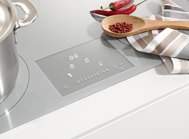 Индукционная варочная панель Miele KM 6349 1