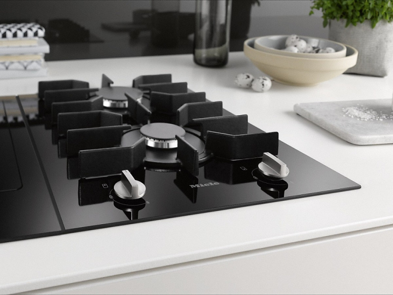 Газовая варочная панель Miele CS7102FL с витрины, новая